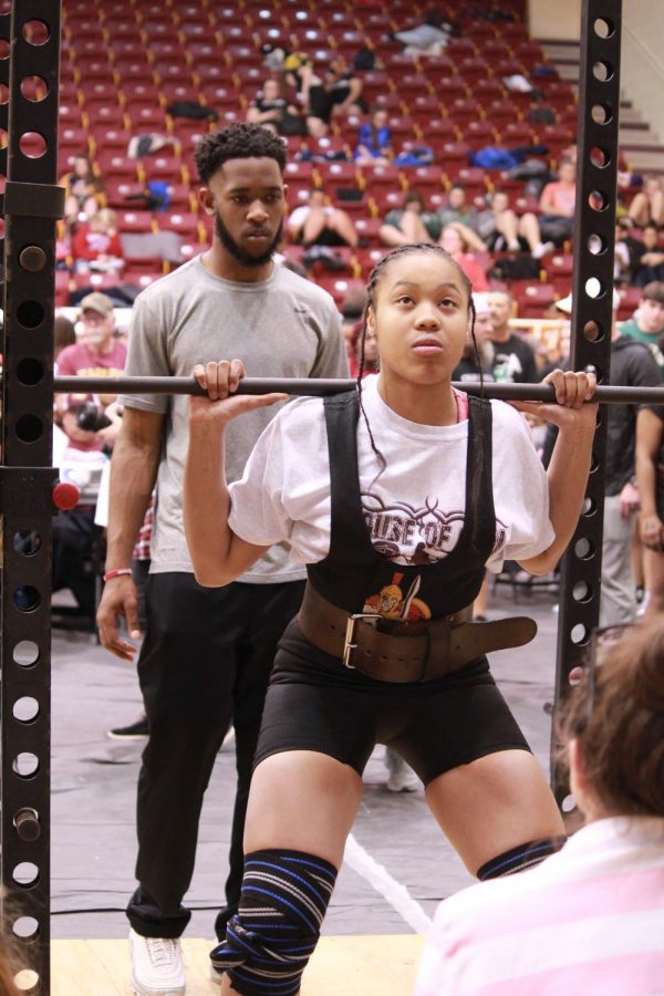 Freshman Breyunna Dowell, along with juniors Tylie Bruce, Jamesha Fields and Madi Isaacs,  lifted at regionals and advanced to state.