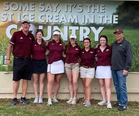 Senior Golfs at State