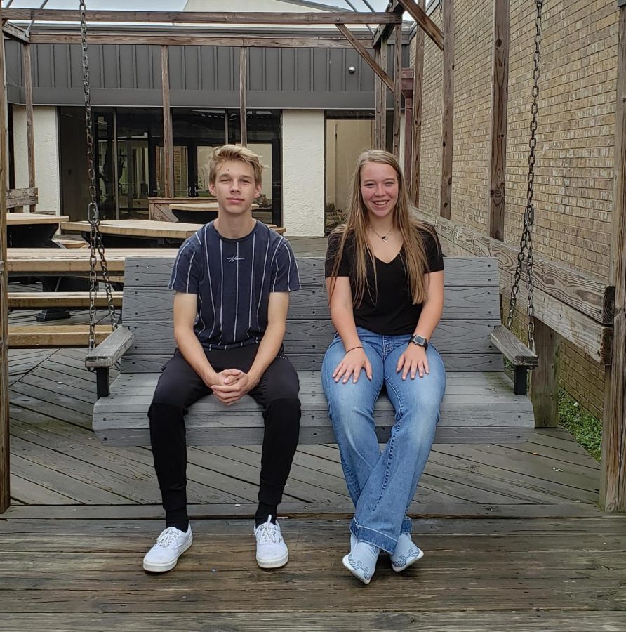 FHS Announces Valedictorian and Salutatorian