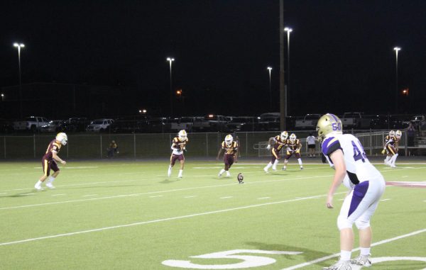 The Eagles prepare to kick to Eustace. The Eagles won against Eustace 67-6.